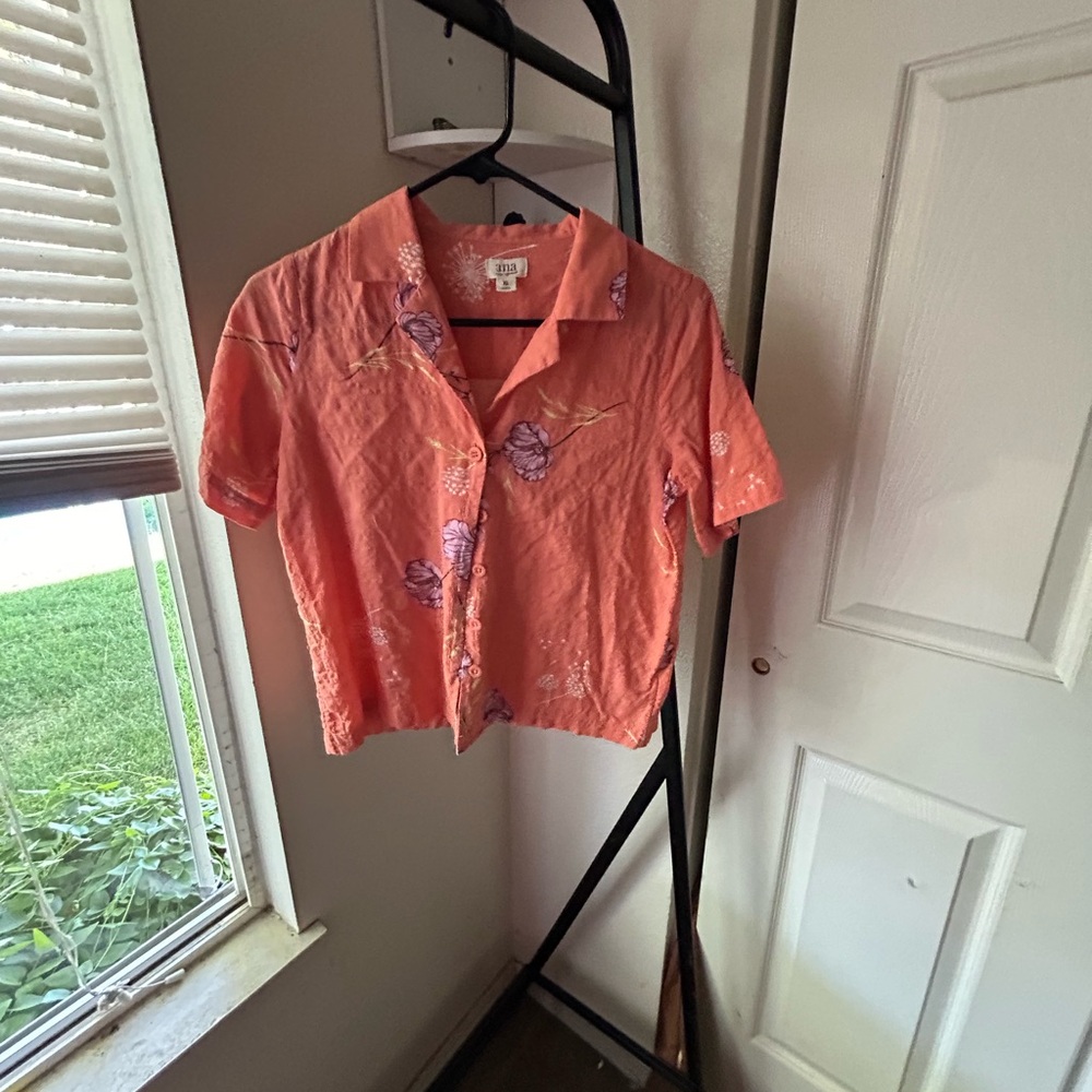 Women’s blouse